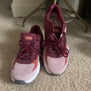 Ryka Nova Women’s 10M Tennis Shoes